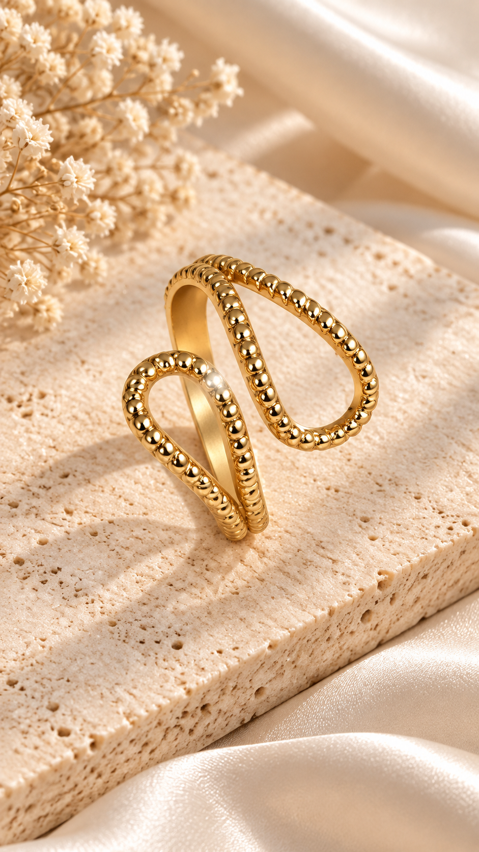 Anillo Intertwined